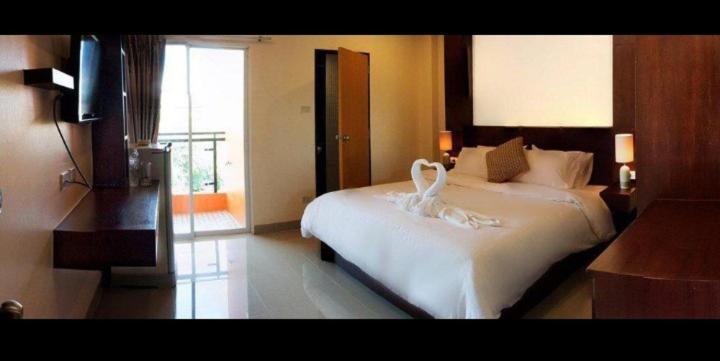 Lucky Inn Residency Pattaya Pokoj fotografie